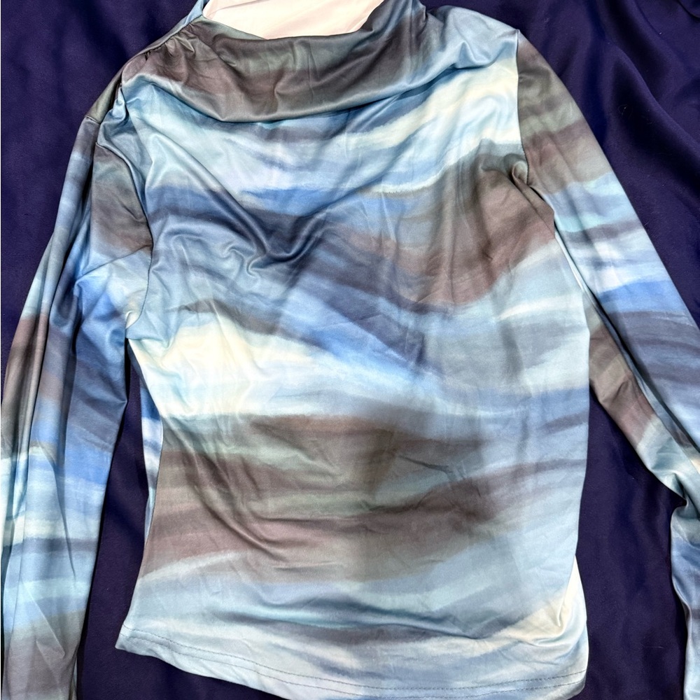 SHEIN Watermarble Mock Neck Long Sleeve Top